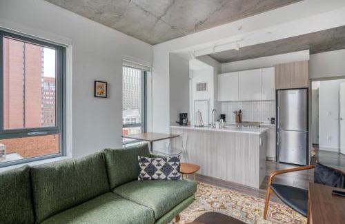 MIT Apartment | Kendall Square 2br w gym near shops dining BOS-974