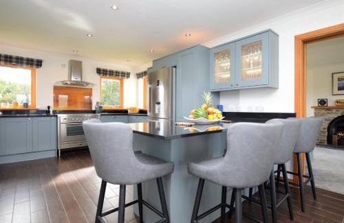 Tarbert House | Kennacraig Lodge