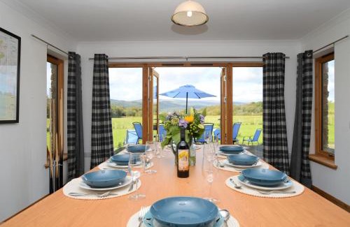Tarbert House | Kennacraig Lodge