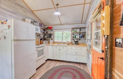 Arden House | Kennebec Escapes - Lake View