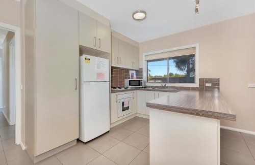 Mulwala Resort | Kennedy Holiday Villas