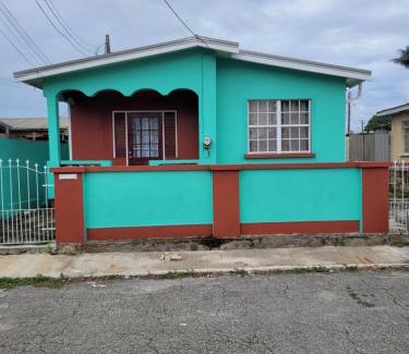 Bridgetown House | Kensington Oval- 2 bed 1 Bath