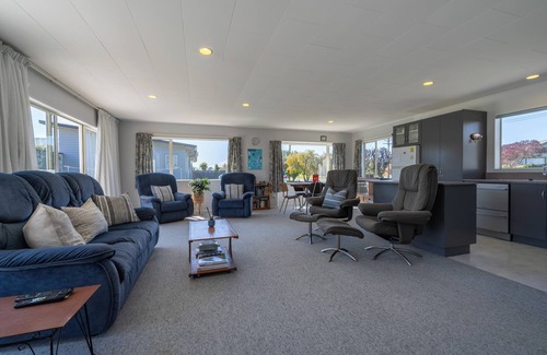 Te Anau Cottage | Kepler Retreat - Te Anau Holiday Home