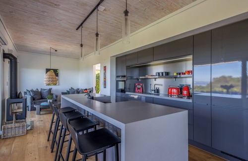 Keurboomstrand Villa | Keurbaai Cottage - Two Bedroom Villa, Sleeps 4