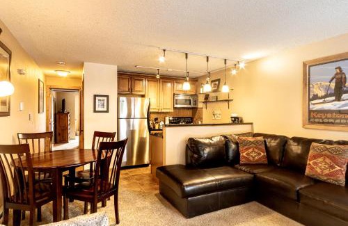 Mountain House Apartment | Key Condo 2939