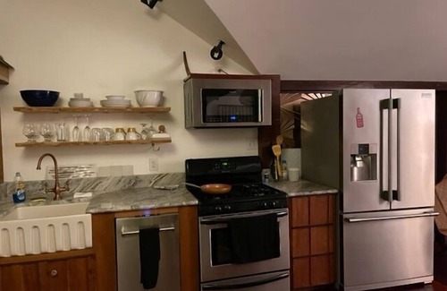 Ithaca Apartment | Key Cottage-Dog-friendly unique standalone cottage