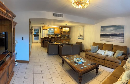 Key Largo House | Key Largo Waterfront w/33' Boat Slip- Buttonwood-Gated Community