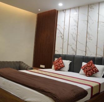 Lanka Hotel | Kgh