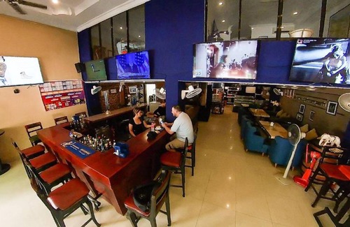 Daun Penh Hotel | 23 m² Hotel ∙ 3 guests