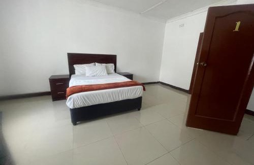 Muckleneuk House | Khaya Mnandi Leisure Suites