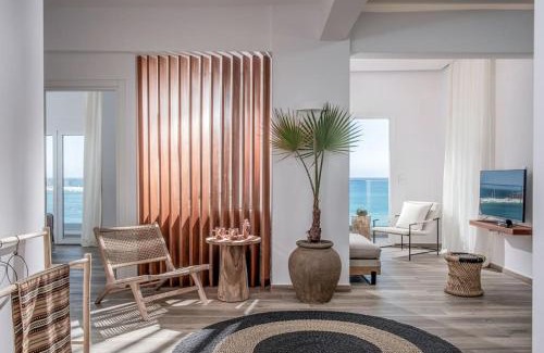 Limenas Chersonisou Apartment | Khroma Luxury Suite 3- Beach front apartment