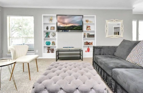 Briarforest Apartment | Kick back and relax in this kid friendly, calm, stylish space.