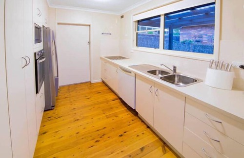 Forster House | KICKBACK BEACH SHACK @FORSTER - Walk to One Mile Beach !