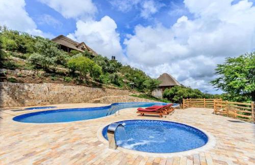Kaabong Cabin | Kidepo Adere Lodge