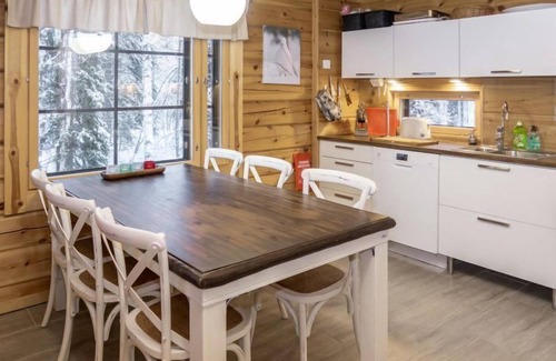 Kuusamo House | Kiehtäjän Virta by Interhome