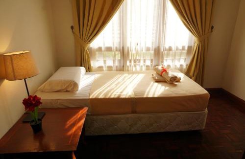 Kampung Meraga Beris Apartment | Kijal Permai Apartment