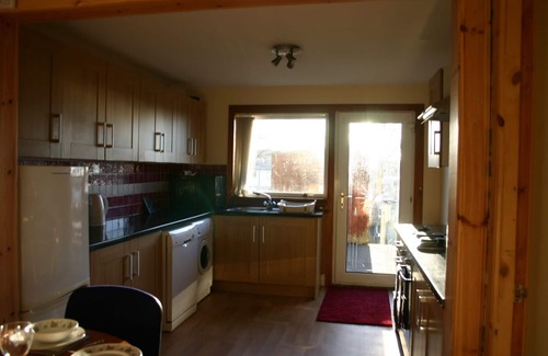 Kilmarnock House | Kilmarnock, Roomy house sleeping 6 in 3 bedrooms near to the A77 and the town.