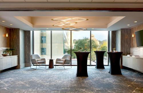Downtown Asheville Hotel | Kimpton Hotel Arras by IHG