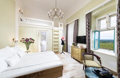 Tolcsva Hotel | Kincsem Kastély