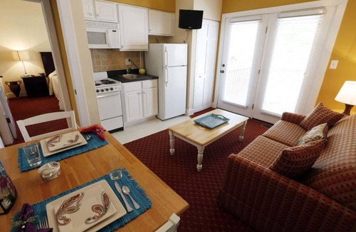 Lackey Condo | King's Creek Plantation 1br mini suite, Thursday check-in
