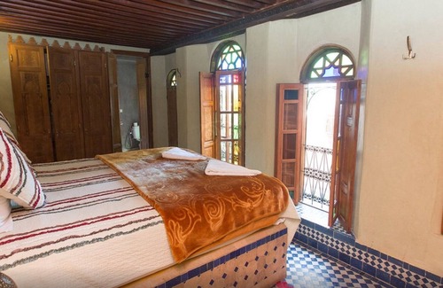 Ain Azlitan Bed & Breakfast | King Size Bed, Riad Layalina Fes: Pool, 360° View & Free Secure Parking at Foot