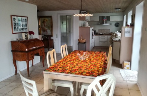 Skjern Bed & Breakfast | King size beds, Spa and Health Care, Yoga and Mindful Meditation.