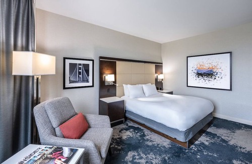 Redwood Shores Hotel | King Water View Room at Grand Bay San Francisco Hotel, Pet-friendly Property