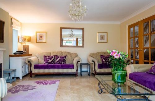 Winchcombe House | Kingfisher Cottage