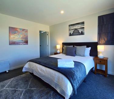 Lake Tekapo House | Kingfisher Lodge