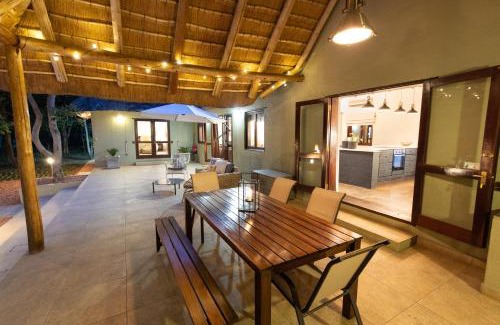 Phalaborwa Cabin | Kingly Bush Villa