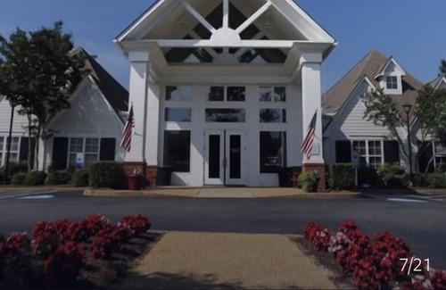 Lackey Cottage | Kings Creek Resort-Williamsburg