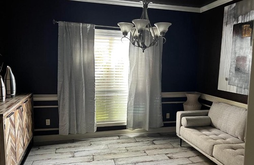 Benton House | Kings Retreat