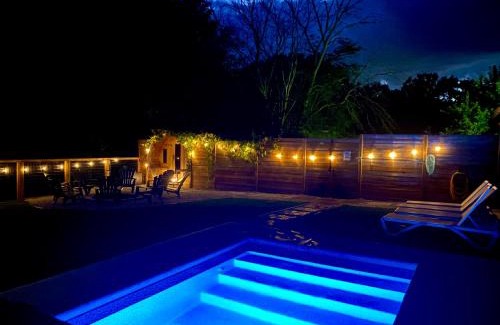 Kingsville Ski Chalet | Kings Woods Lodge - Nature Resort & Venue in Wine Country