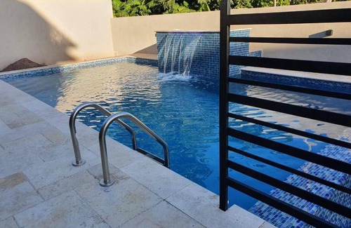 Eastwood Park House | Kingston City View Vacation Stay 2