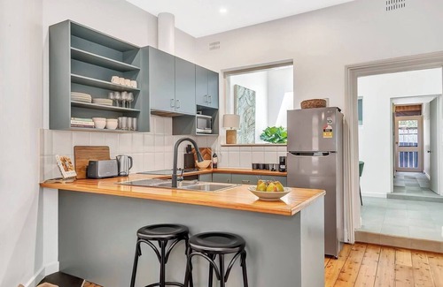 North Adelaide Apartment | Kingston Mews A Perfect Parkside Family Sanctuary
