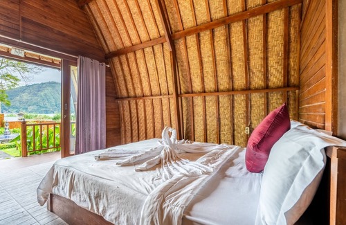 Toya Bungkah Hotel | KINTAMANI Paradise 4BR