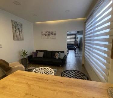 Simon Bolivar Apartment | Kiran Lodging Guayaquil