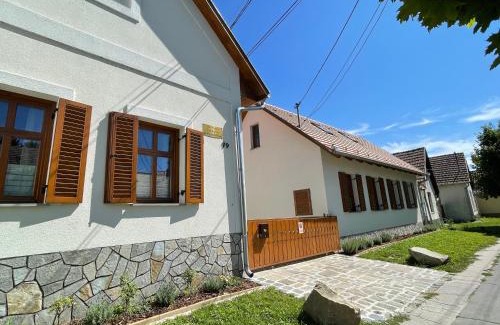 Szentendrei House | Kis-Duna Vendégház