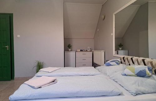 Vajdacska Bed & Breakfast | Kisdiófa Panzió és Vendéglő