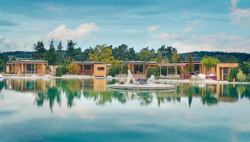 Schiltern Ski Chalet | Kittenberger Chalets am Gartensee