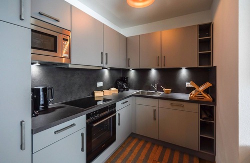 Paß Thurn Apartment | Kitzbühel alpine lodge with sauna