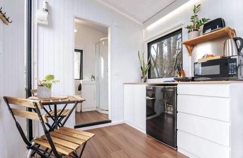 Waitoki House | Kiwi Farm Cabin 1 by Tiny Away