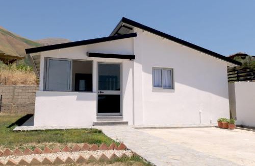 Delvine Villa | Klaudio Village Villa