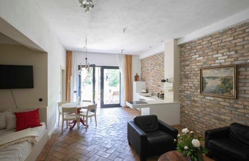 Templin Apartment | Kleine Backsteinloft