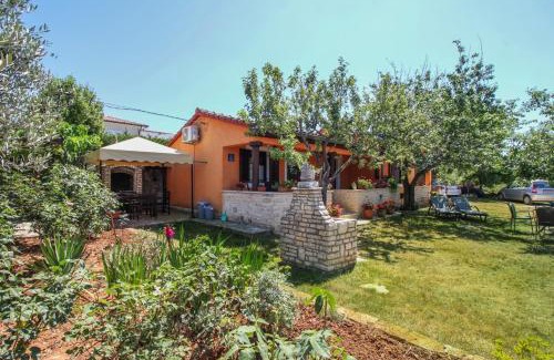 Smoljanci House | Klen in Smoljanci (Haus für 4 Personen)