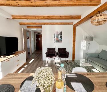 Bielawa Apartment | Klimatyczny apartament nr 8 z widokiem na góry Sowie