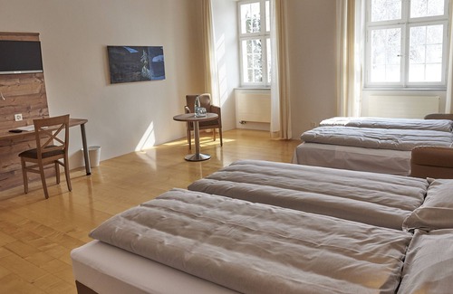 Metzerlen Hotel | Klosterhotel Kreuz