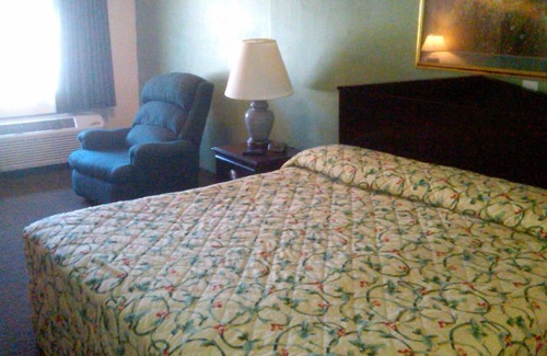Battle Creek Hotel | Knights Inn - Battle Creek