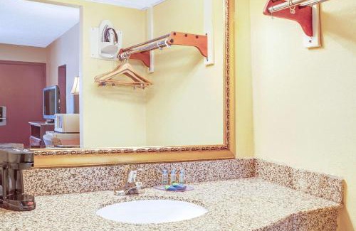 Mount Laurel Hotel | Knights Inn Mount Laurel