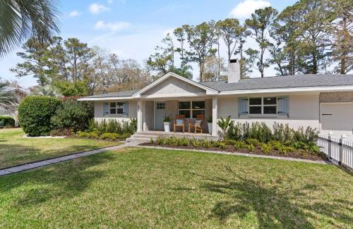 Saint Simons Island House | Knot On Call - 625 Dellwood Ave